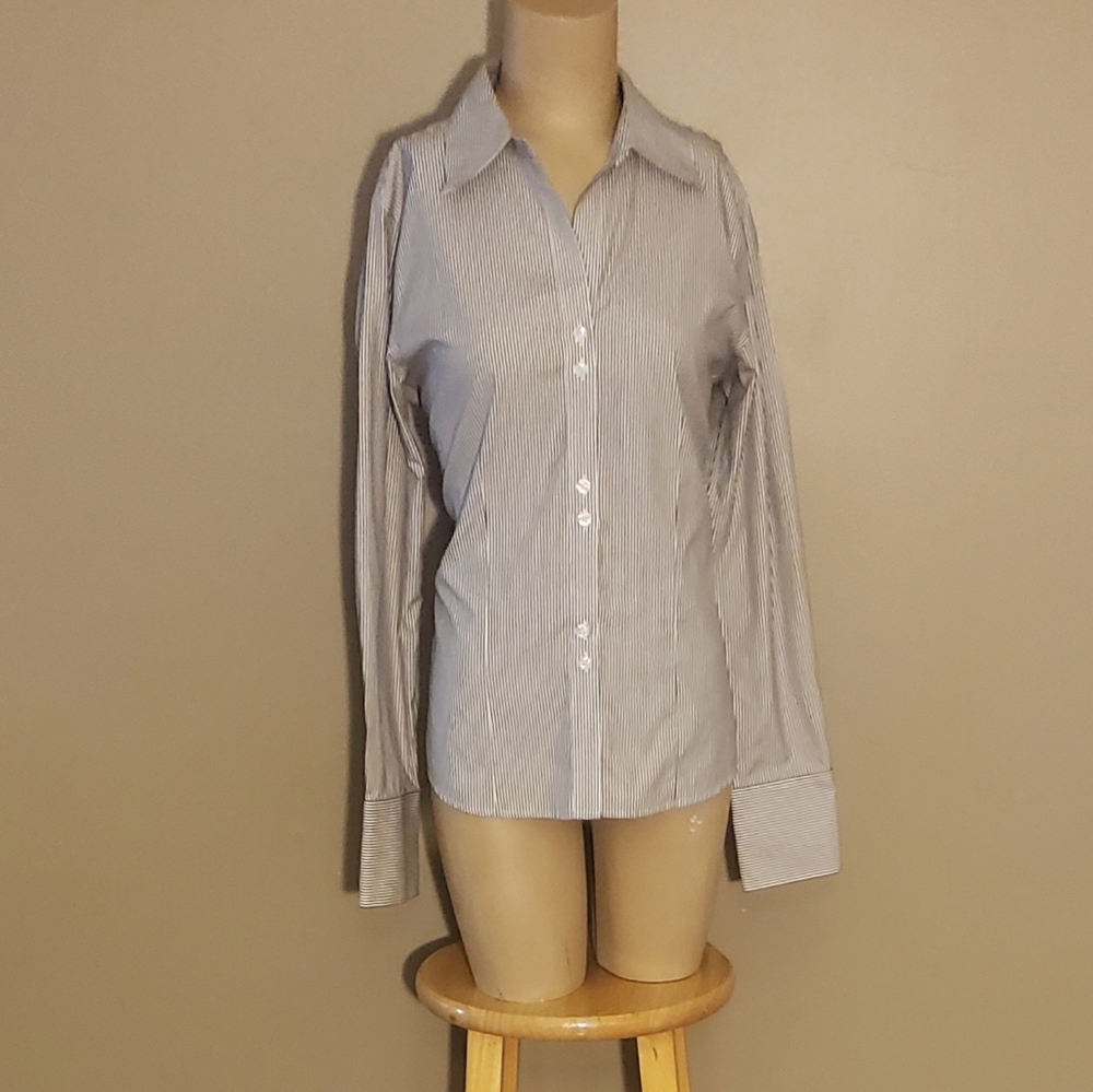 Gold Label Investments Button Down Blouse Size 8